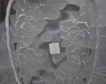 Studio Nova Winter Rose serving platter