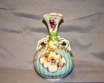 Antique Nippon Koda porcelain vase: hand painted with roses and gold accents
