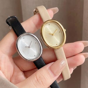 Oval klocka i vintagestil för kvinnor | Fransk romantisk armbandsur i läder | Elegant minimalistisk present till henne