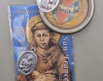 Limited Collector Edition – St. Franciscus van Assisi / St. Antonius van Padua devotionele set – gezegende medailles en 1e klas relikwieën.