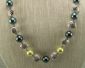 Shell Pearls & Silver Beads Necklace 106FD