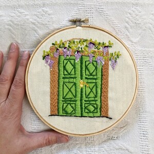 Old door hand embroidered hoop, hoop art, home decor, farm life, green door embroidery , 6 inches hoop, mom, mothers day, gift image 3