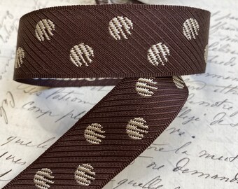 1" prosta krawędź tkana Vintage Hat Band Millinery Ribbon Trim Brązowa z pasiastym splotem, kość słoniowa haftowana w białe kropki