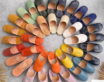 Babouches Marocaines Authentiques en Cuir Fait Main à Marrakech / Chaussons d'Intérieur Confortables, Plusieurs Couleurs