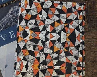 Geometric Faux Leather Book Cover – Orange, Black, & White Triangles – Adjustable Sleeve
