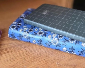 Blue Floral Faux Leather Book Cover – Adjustable Book Sleeve