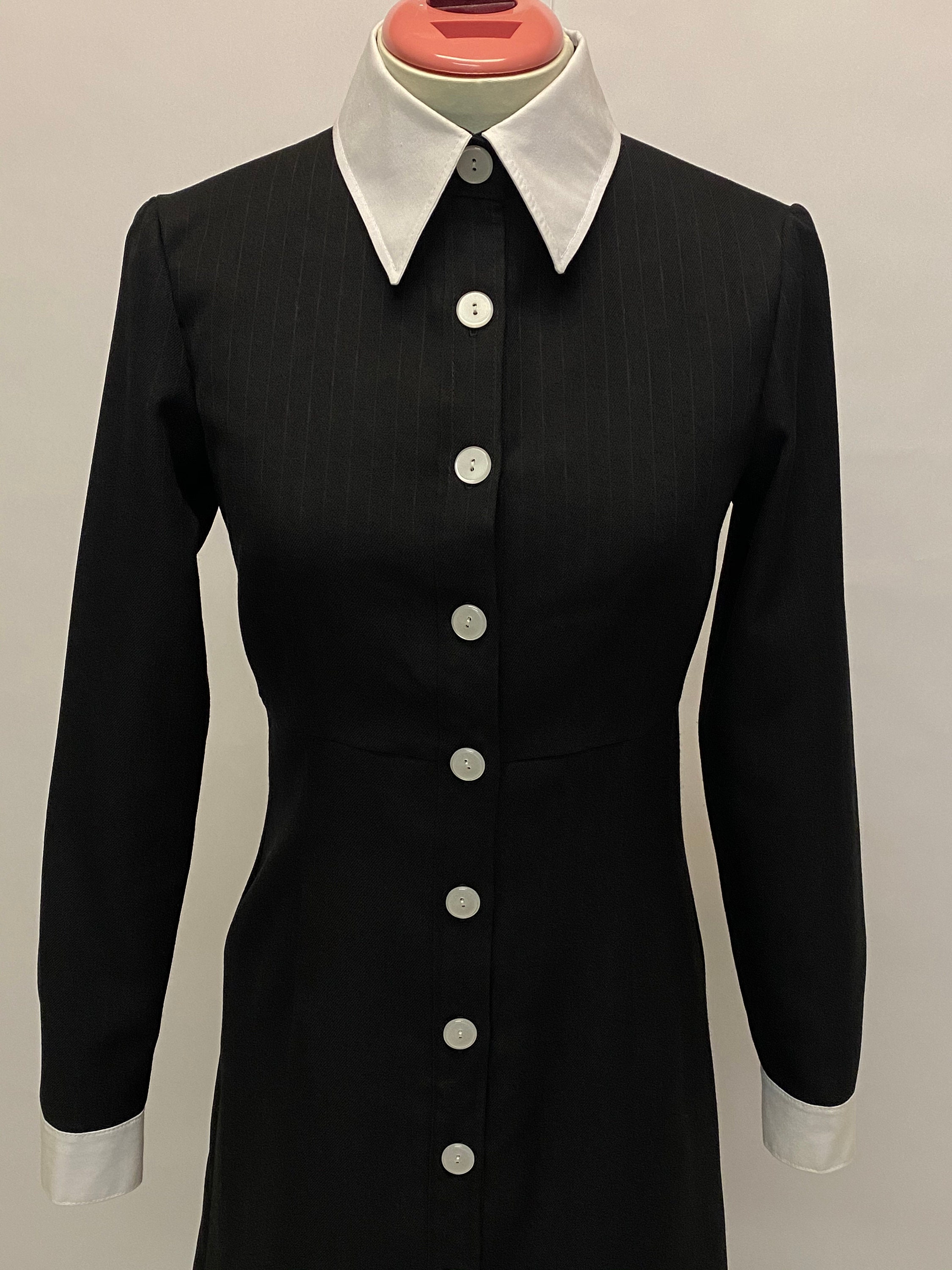 WEDNESDAY ADDAMS Girl's Costume & Wig Size 14 - Etsy Canada