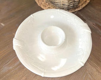 Vintage Bianca Loucarte Ceramic Serving  tray featuring embossed  wheat design 13” diameter