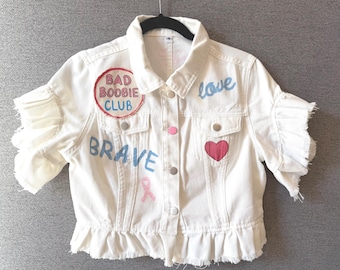 Rise Up Stronger|Bad Boobie Club™|Brustkrebs Handgemachte Empowerment Jeansjacke
