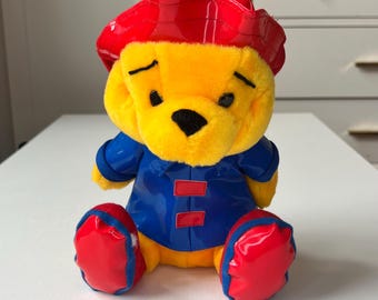 Peluche de Paddington Bear con impermeable, de la marca Vintage Classic Toy Co.