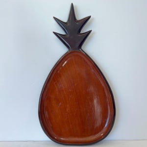 Serviertablett in Ananasform, Vintage-Dekoration aus Holz im Tiki-Stil der 1960er Jahre