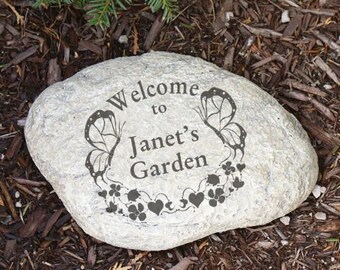 Butterfly Garden Personalized Welcome Stone, personalized garden stone, garden decor, butterfly, outdoor decor, family name  -gfyL587414