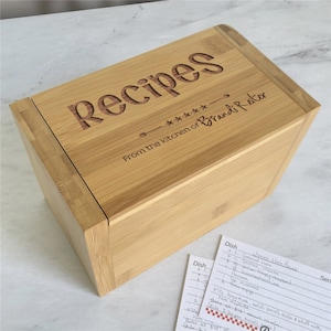 Engraved Kitchen Recipe Box, personalized recipe box, wooden recipe box, gift for mom, kitchen, engraved recipe box, index card -gfy8538173