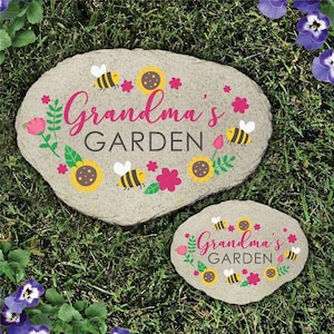 Bees and Sunflowers Personalized Garden Stone, Custom Garden Decor, Grandma&#39;s Garden Decor, Garden Rock, Mother&#39;s Day Gift -gfyUV1769915