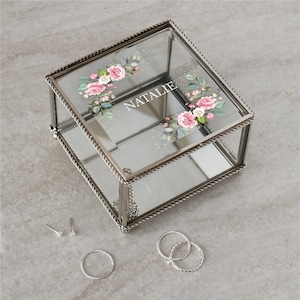 Personalized Floral Glass Jewelry Box With Name, Christmas Gift, Valentine&#39;s Day, Quinceanera, Birthday Gifts For Her, Gift For Daughter