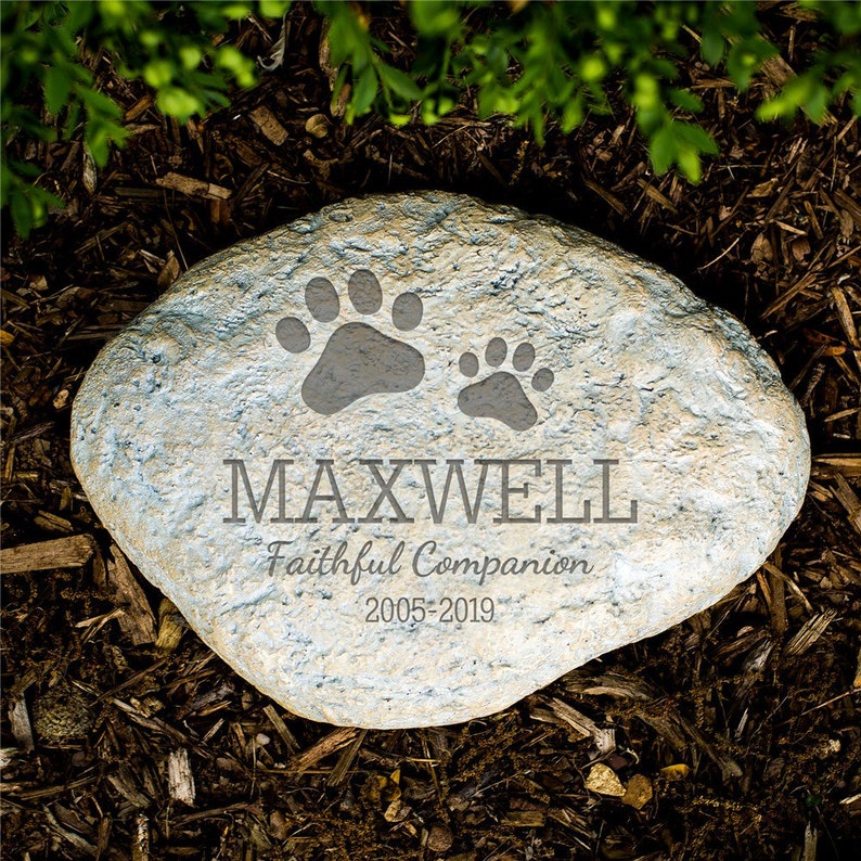 Personalized Pet Memorial Garden Stone, pet grave marker, pet memorial stone, pet loss gift, dog memorial, dog tombstone, dog headstone Round Stone