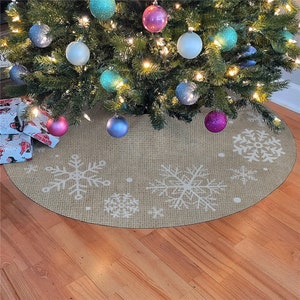 Snowflake Burlap Tree Skirt, Unique Christmas Gift, Christmas Tree Skirt, Christmas Tree Collar, Xmas Decor, Holiday Tree Skirt, Unique Gift