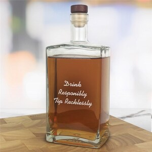 Engraved Any Message Vintage Style Decanter, Whiskey Gift, Father&#39;s Day Gift, Gift For Him, Home Bar, Custom Drinkware, Housewarming Gifts