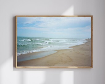 Muurkunst oceaangolven – print kuststrand, neutrale zeegezichtfotografie, decor kalme kust