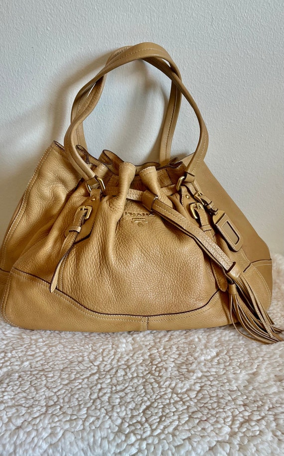 prada cervo tote