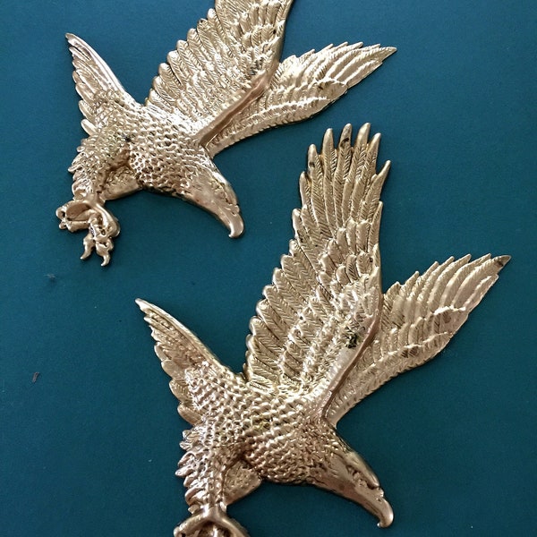 Extra Large Eagle or Hawk in Flight Stamping (1 pc)