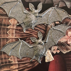 Big Steel Bat  (1 pc)