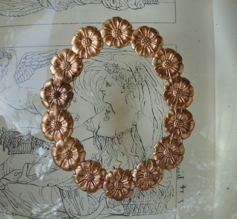 Oval Rosette Flower Frame Stamping 1pc image 1