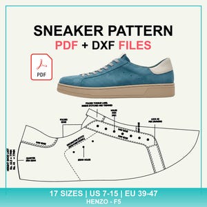 Puede incluir: Un patrón digital de zapatillas para archivos PDF y DXF que muestra una zapatilla de ante azul con suela y talón beige. El gráfico incluye un dibujo técnico de la construcción del calzado con etiquetas para bordes, costuras y orificios, además del rango de tallas.