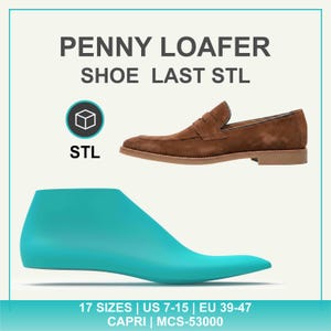 Könnte beinhalten: Ein brauner Penny-Loafer aus Wildleder und ein türkisfarbener Schuhleisten. Text: PENNY LOAFER SHOE LAST STL, STL, 17 SIZES | US 7-15 | EU 39-47, CAPRI | MCS-53000. Der Loafer hat einen flachen Absatz und einen Riemen, der Leisten ist glatt.