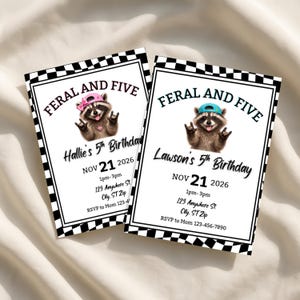 Puede incluir: Dos invitaciones de fiesta de cumpleaños con un borde a cuadros en blanco y negro. Cada invitación presenta una ilustración de mapache con sombrero y el texto "FERAL AND FIVE". Una dice "Hallie's 5th Birthday" y la otra dice "Lawson's 5th Birthday".