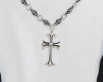 Silver Gothic Cross Pendant Necklace, Ornate Fleur Cross Charm, Cross Link Chain | Y2K Alt Grunge Aesthetic Jewelry, Unisex