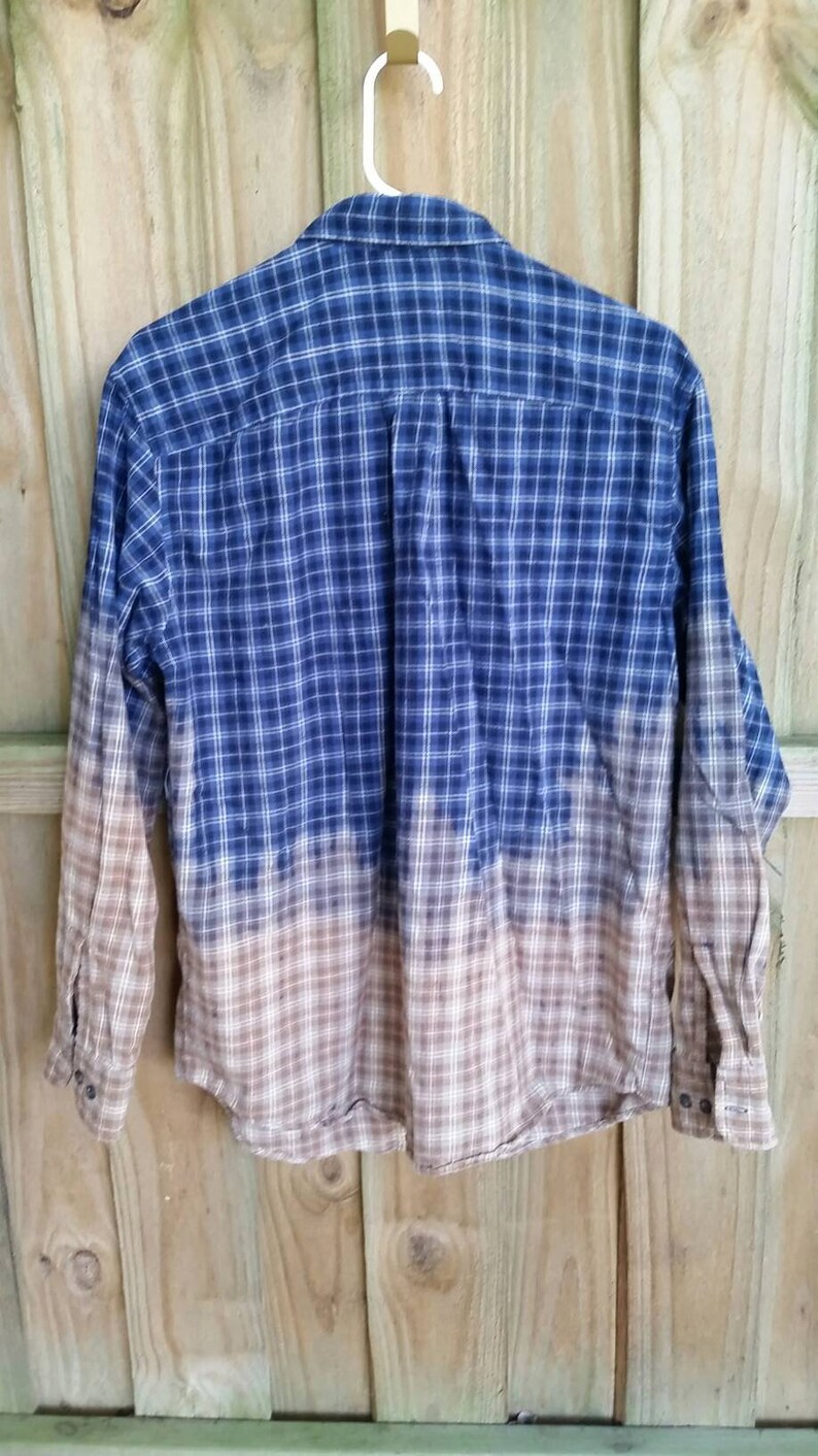 Men/'s Medium Distressed Flannel Shirt Blue Tan