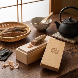 鰹節削り器（日本製）、燕三条鰹節削り器、取扱説明書付き木製だし汁削り器（初心者向け）