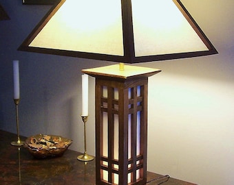 Arts and Crafts Table Lamp with Narrow Lighted Base