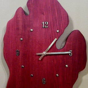 Wall Clock in the shape of Michigan 15 in x 10 in (Upper and Lower Peninsulas)