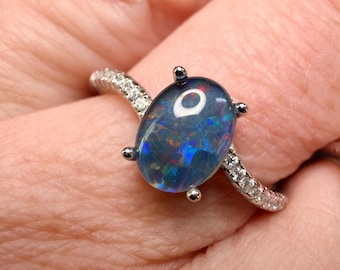 Anillo ajustable triple de ópalo australiano Lightning Ridge