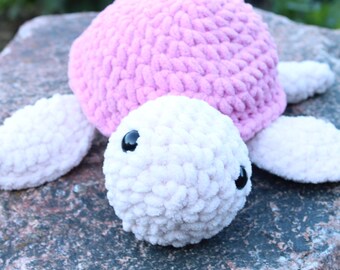 handmade crochet bee