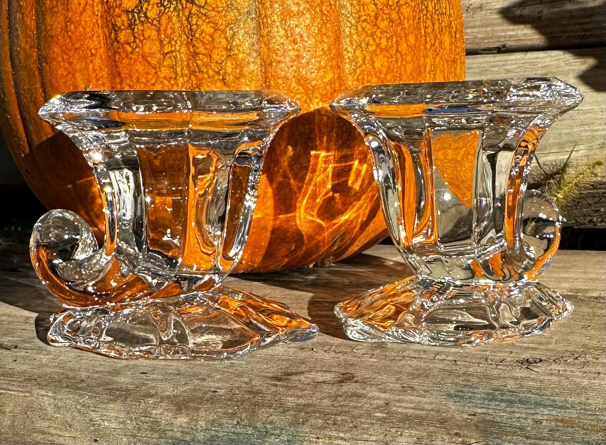 Manganese Depression Glass - Etsy display picture 2