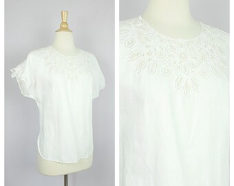 Vintage 1980's White Floral Embroidery Bali Cutout Short Sleeve Top S/M