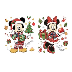 Może przedstawiać: Graficzna ilustracja Myszki Miki w czapce Mikołaja, kraciastej szaliku i swetrze trzymającej choinkę oraz Myszki Minnie w czerwonej sukience i szaliku trzymającej prezent i bombkę, otoczonych świątecznymi ikonami oraz ich imionami.