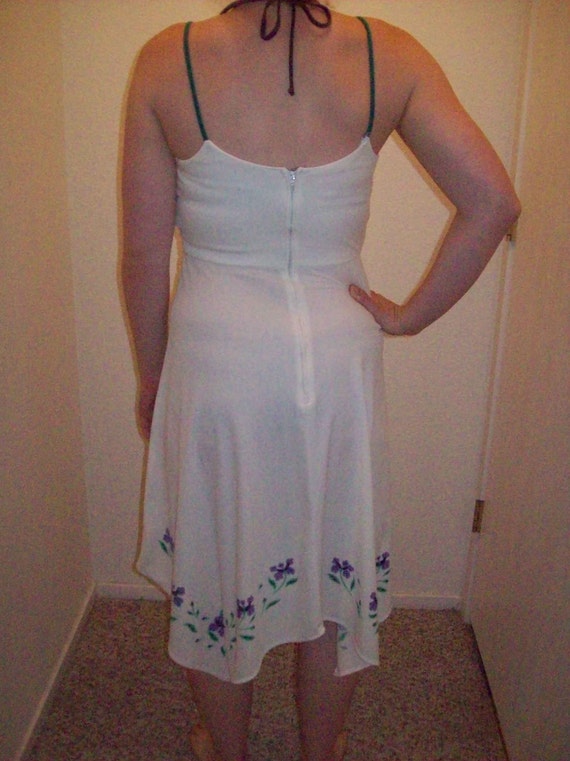 Pretty White 1980's Sundress with Purple Flowers - image 2