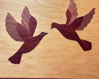 Teakhouten dienblad met inlegwerk duiven | Vintage houten dienblad | Rustieke woondecoratie