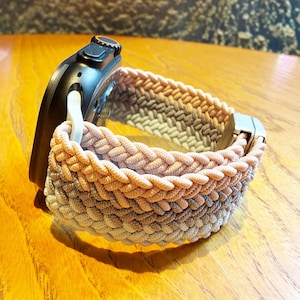 Desert Sage gevlochten sololus voor Apple Watch-band, serie 11 10 9 8 7 SE rekbaar geweven nylon magnetische gesp 38 40 41 42 44 45 46 49 mm