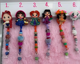 Handgemachte Clay Doll Perlen Abzeichen Reel | Niedlicher einziehbarer Ausweishalter | Krankenschwester Abzeichen Reel | Lehrer Ausweishalter | Kawaii Arbeit Accessoire | Geschenk