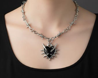 Heart Sword Thorn Necklace Black Y2K Harajuku Streetwear Alternative Fashion Pendant