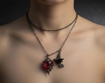 Crow Gemstone Pendant Necklace Retro Raven Bird Jewelry Dark Mystical Statement Accessory