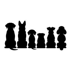 Peut inclure: Six silhouettes noires de chiens de races différentes, vus de dos. On distingue un Labrador, un Berger Allemand, un Teckel, un Terrier et un Caniche. Tous les chiens sont orientés dans la même direction.