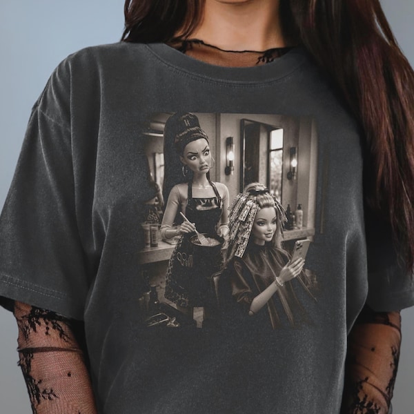 Camiseta Comfort Colors Doll Face Meme para cabeleireiros, camiseta divertida para salão de beleza, presente para cabeleireiro