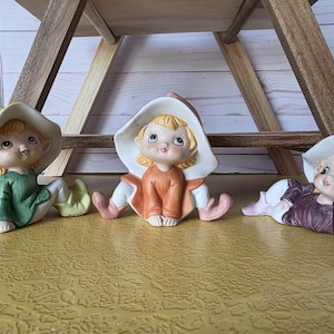 Homco Pixie Elf Figurines - set of 3 -  1970s Porcelain Elves pixie fairies