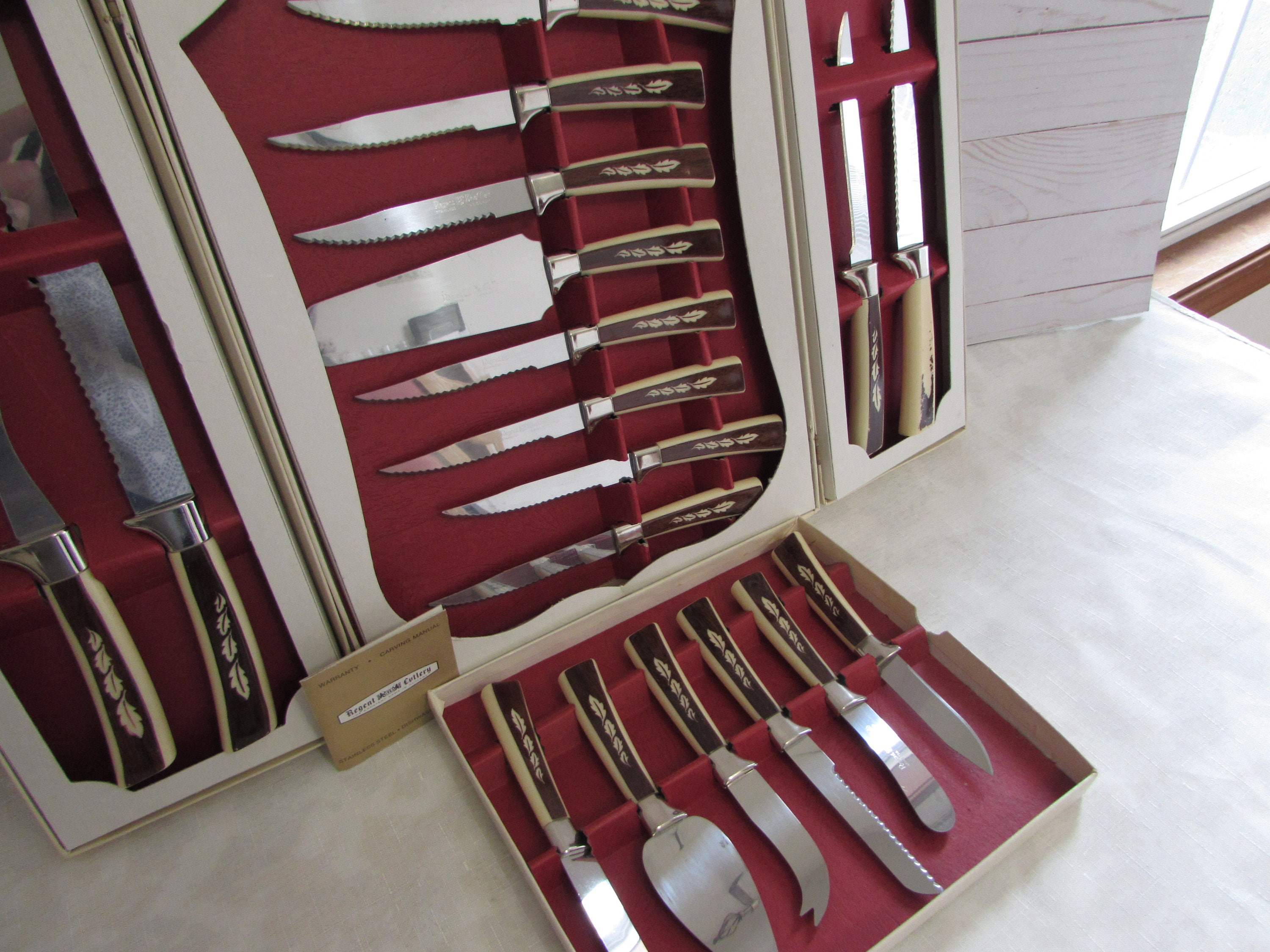 Vintage Regent Sheffield 6 Piece Treasure Chest Stainless Knife amp